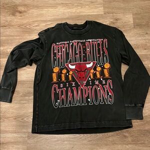 Abercrombie & Fitch Chicago Bulls Shirt